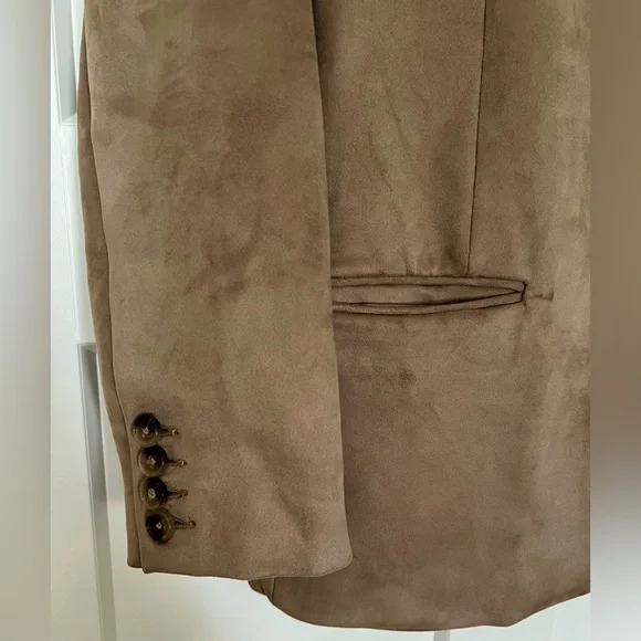 Abercrombie & Fitch Vegan Suede Slouchy Blazer, Size Small - Picture 3 of 5